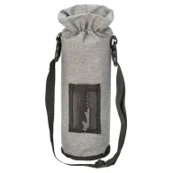 Bolsa porta botellas textil en color gris con correa ajustable y bolsa frontal, ideal como material promocional para regalos y eventos corporativos