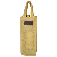 Toma fotográfica de portavinos yute promocional, ideal para personalización de marca.