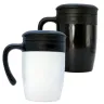 Toma fotográfica de taza malva promocional, ideal para personalización de marca.